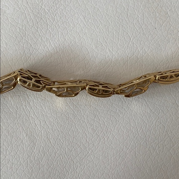 14k Yellow Gold Diamond bracelet - Picture 8 of 9